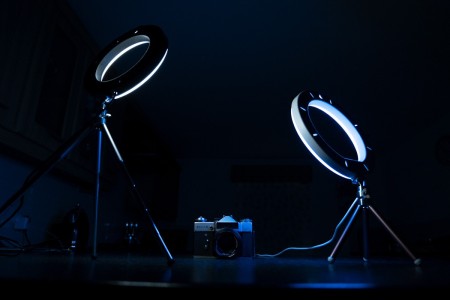 Teaching how to use ring light